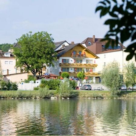 Landgasthof Moser & Restaurant Bootshaus Windorf  Ngoại thất bức ảnh